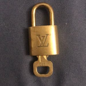 Louis Vouitton Lock and key set